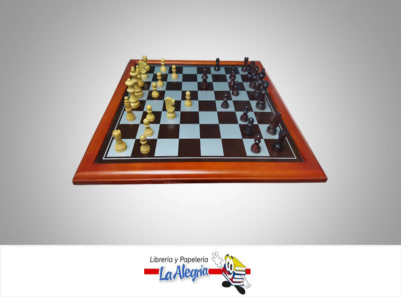 AJEDREZ MADERA CON PIEZA 48X48 UND MARCA S/M   