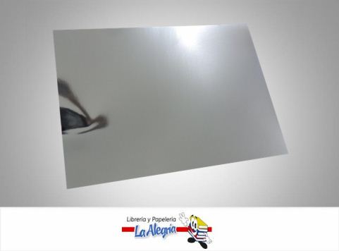 [CME0550X70] CARTULINA DOBLE FAZ METALIZADA 50X70CM PLATEADA UND 230GR MARCA S/M