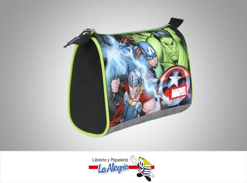 CARTUCHERA TRIANGULAR AVENGERS MARCA CAPI   